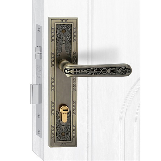 Khóa cửa đi 04922